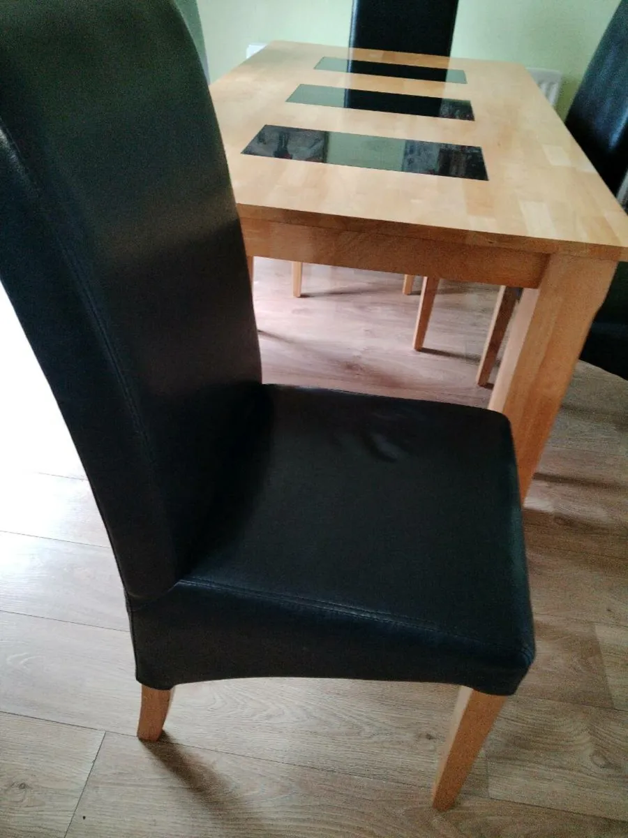 Kitchen/Dining Room Table With 6 Chairs - Image 2