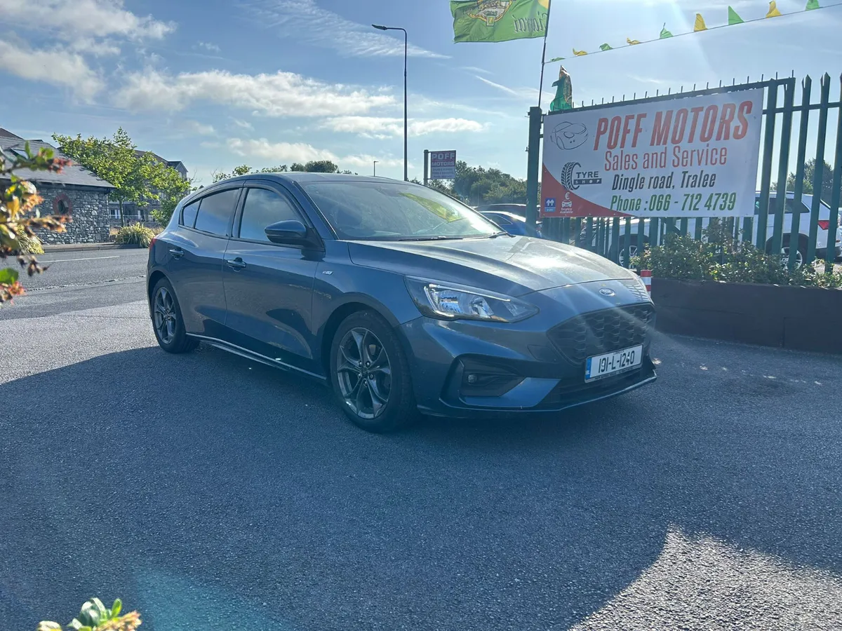 Ford Focus 2019 - Image 2