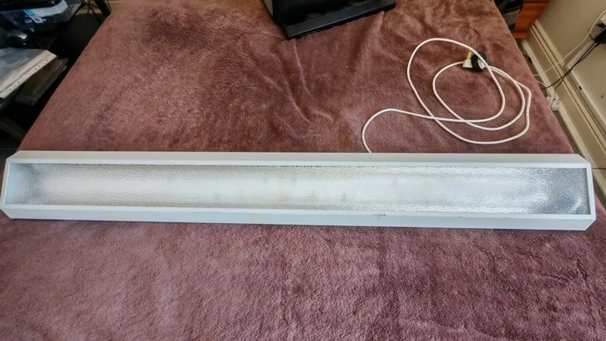 Treston Hilite LED industrial grade lamp - Image 1