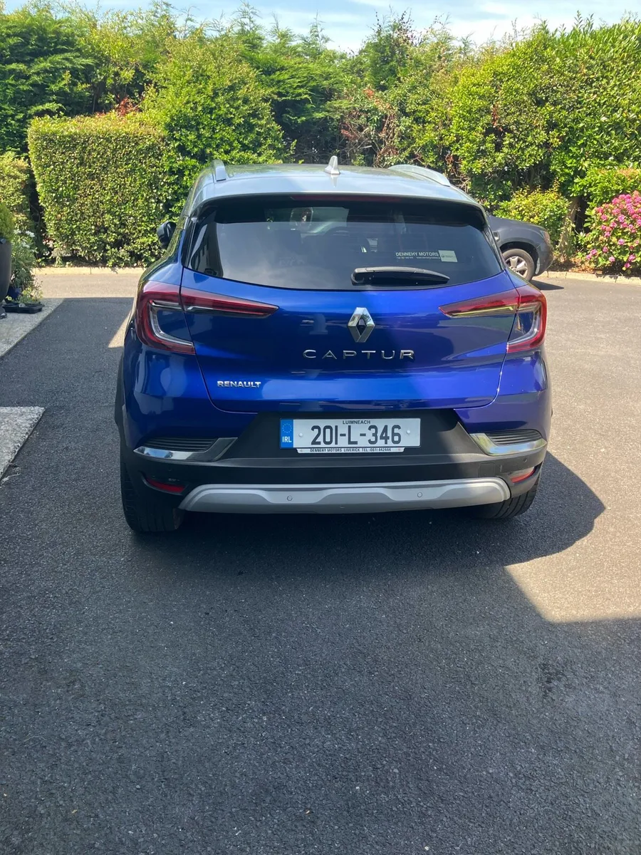 Car - Image 4