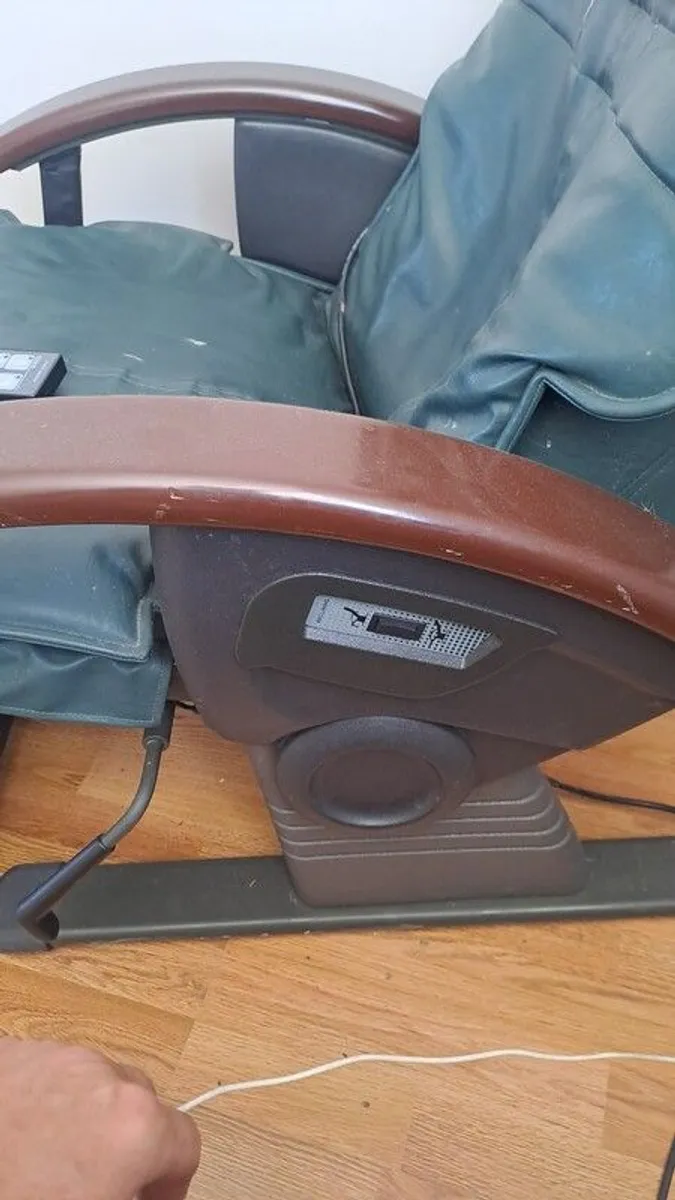 massage chair - Image 3