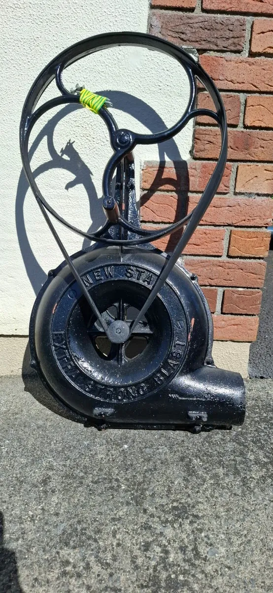 Antique fire bellows old lreland Excellent conditi - Image 1