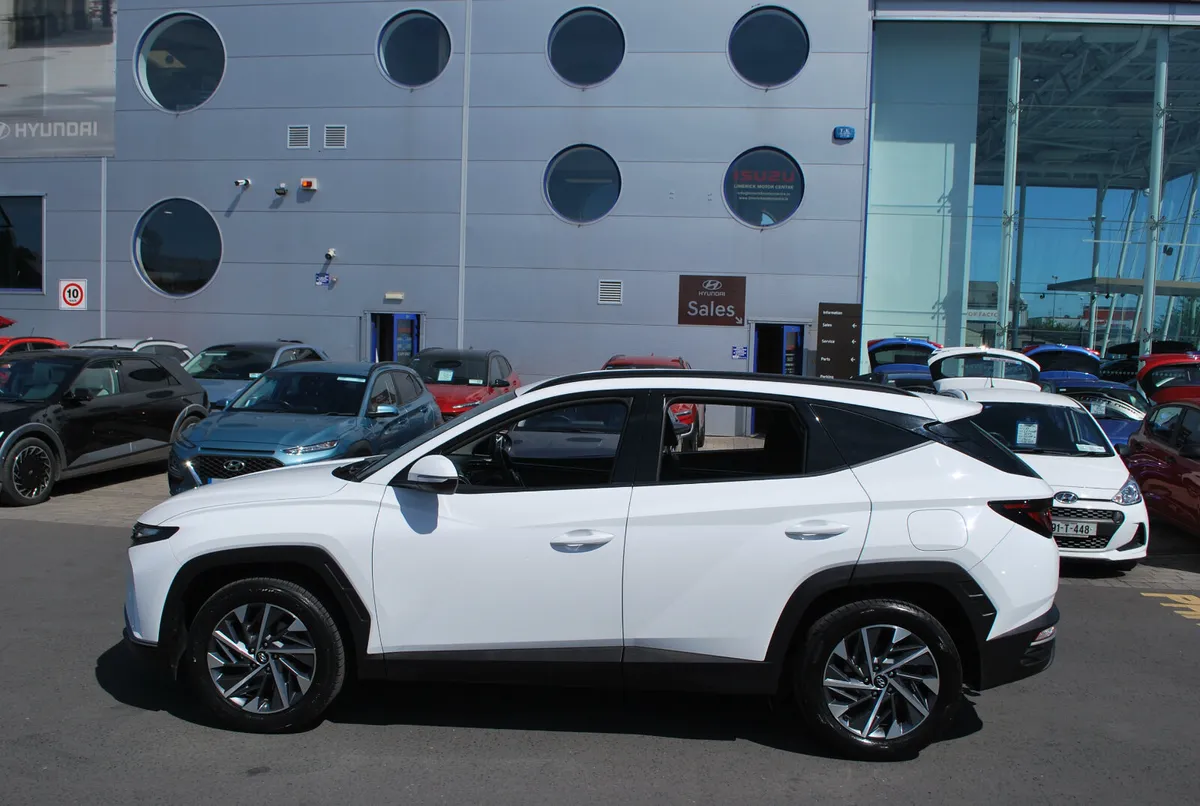 Hyundai Tucson 2022 - Image 2