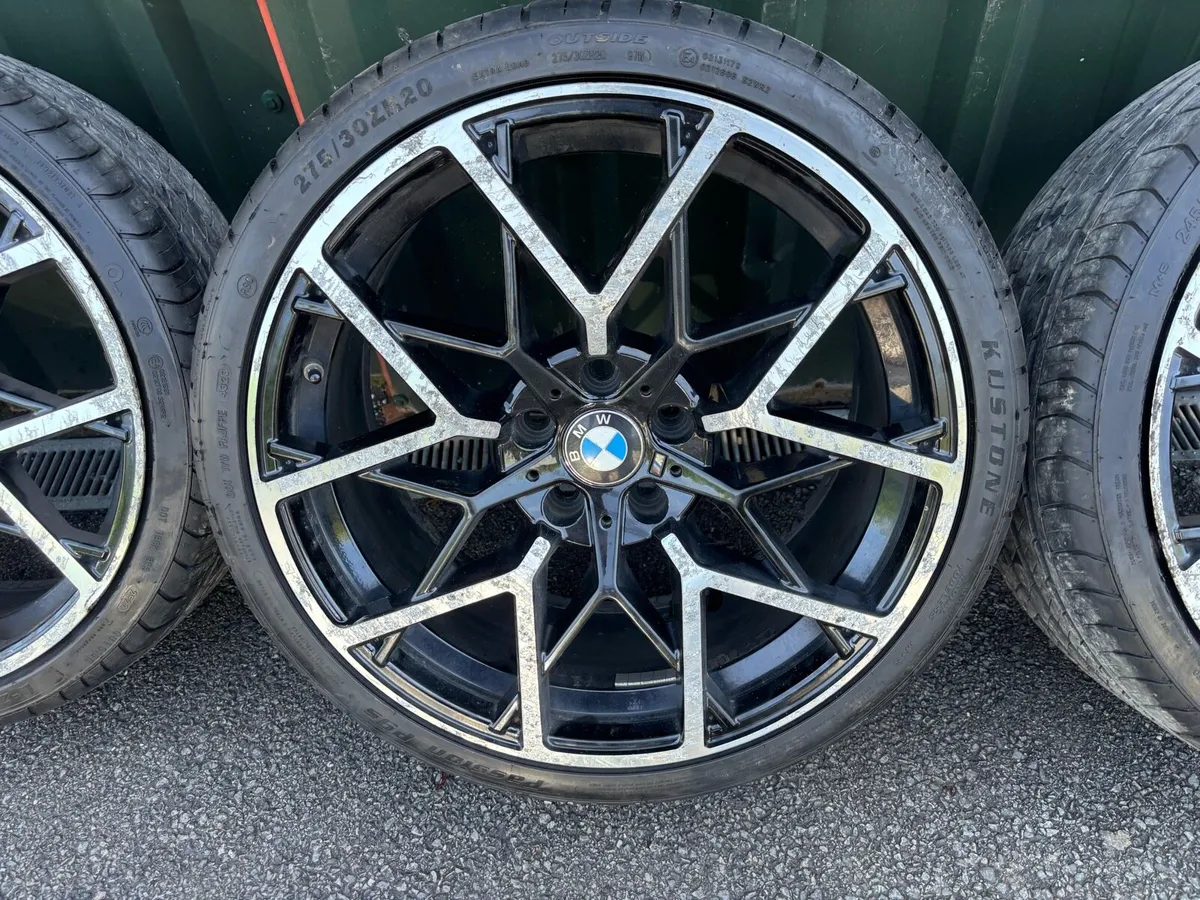 20 Inch BMW M alloys with good tyres - Image 3