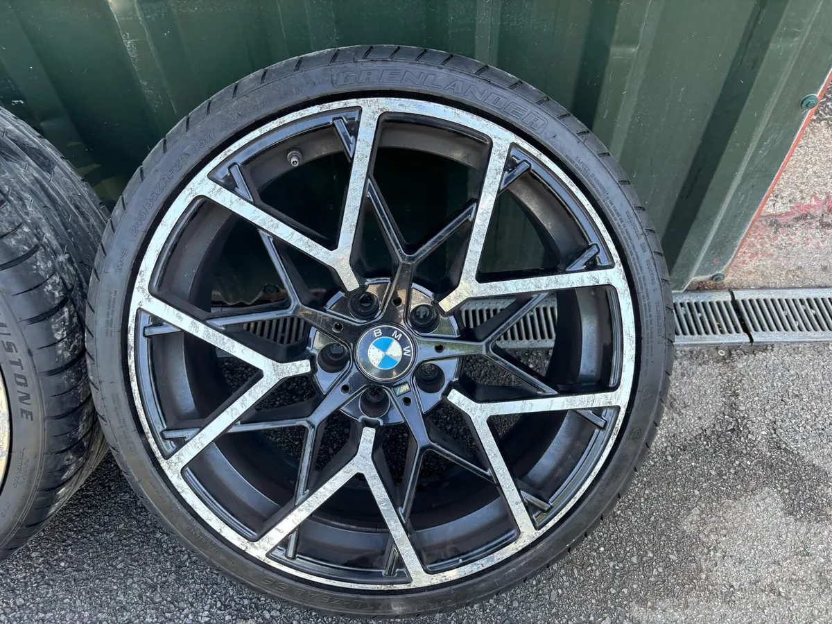 20 Inch BMW M alloys with good tyres - Image 4