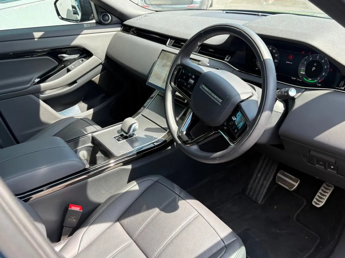 Land Rover Range Rover Evoque Dynamic HSE / High - Image 2