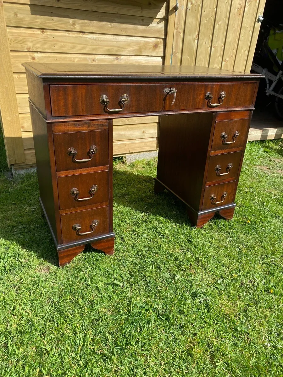 Writing desk - Image 1