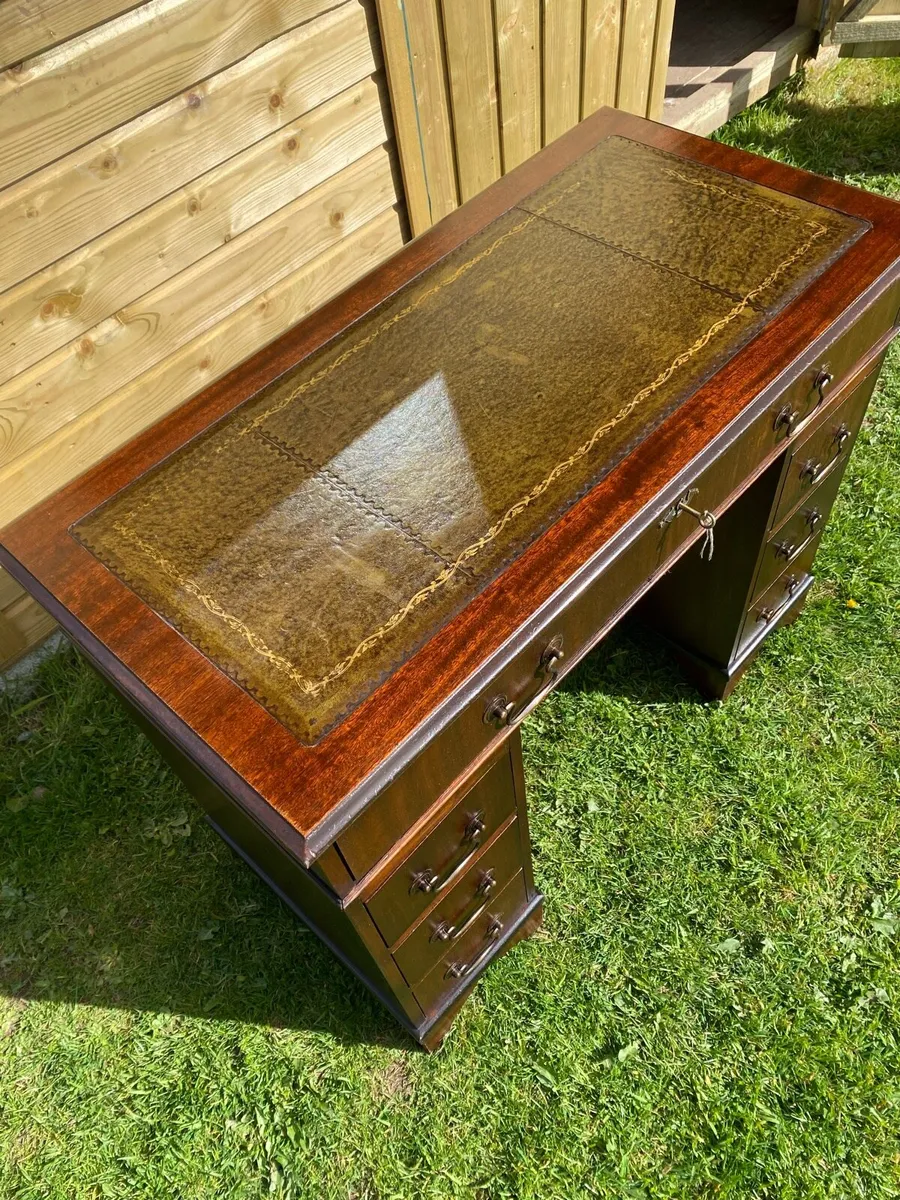 Writing desk - Image 2