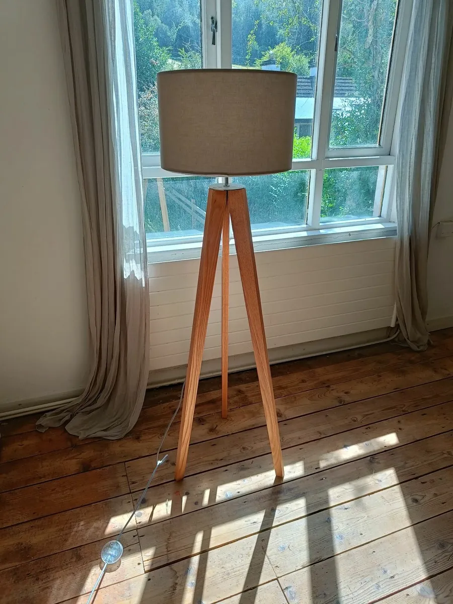 Floor lamp - Image 1