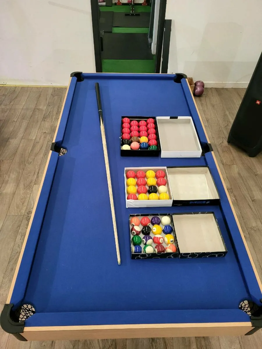 Pool table 6ft - Image 1