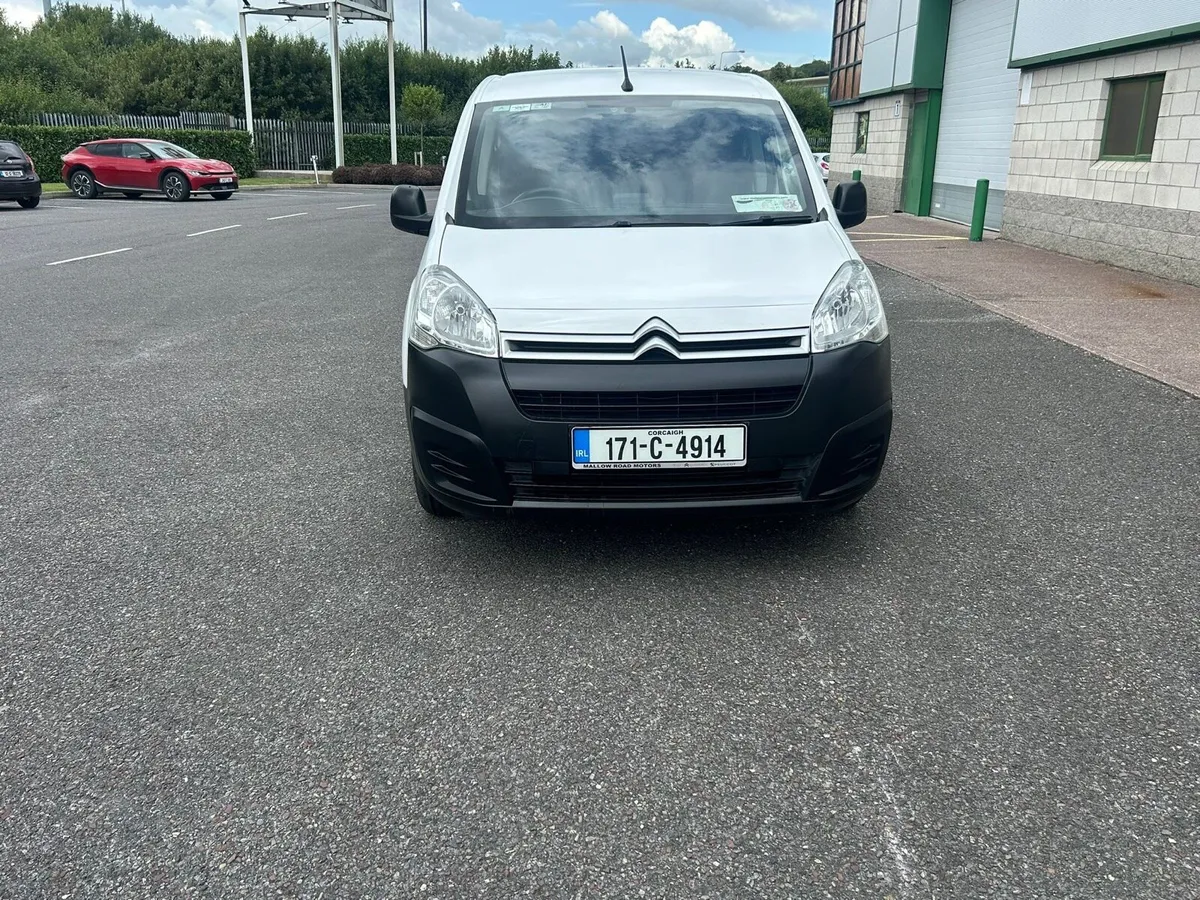 2017 Berlingo , low milage , 3 seater, tested - Image 2