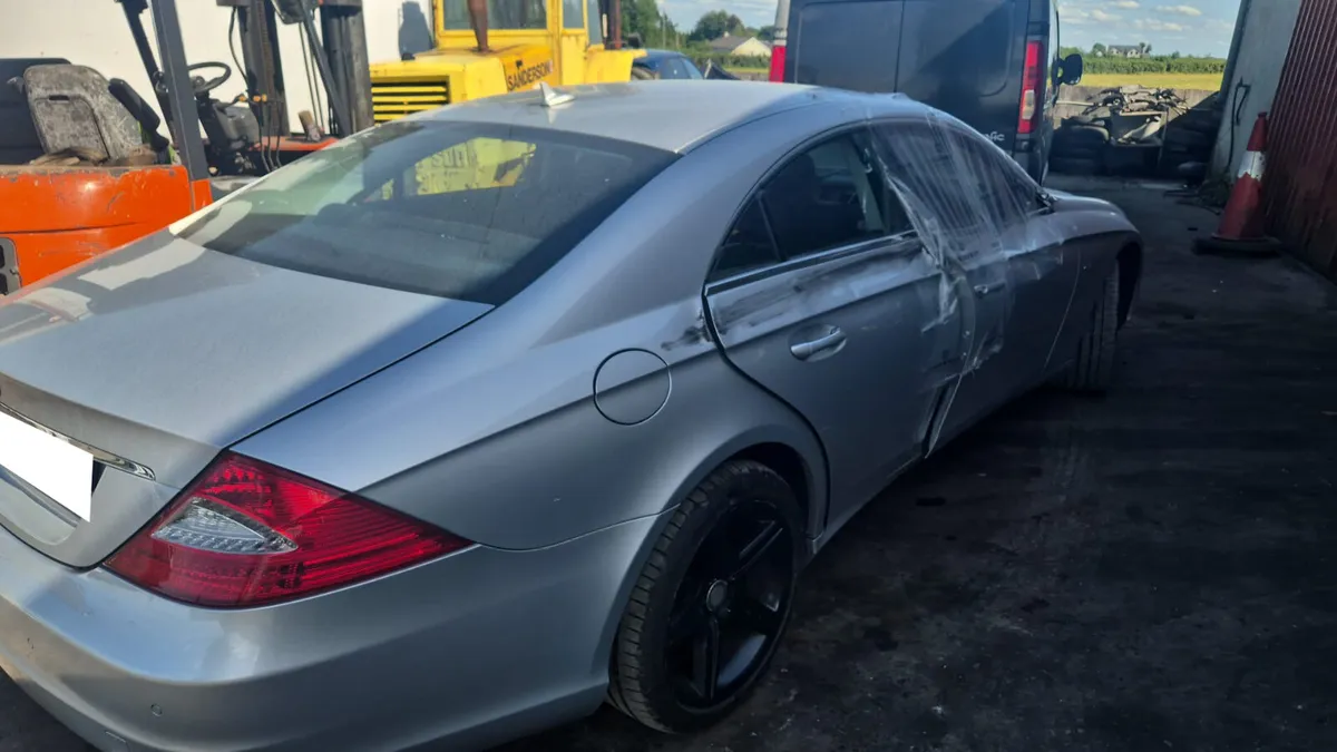 2009 MERCEDES CLS-CLASS  3.0D FOR BREAKING! - Image 3