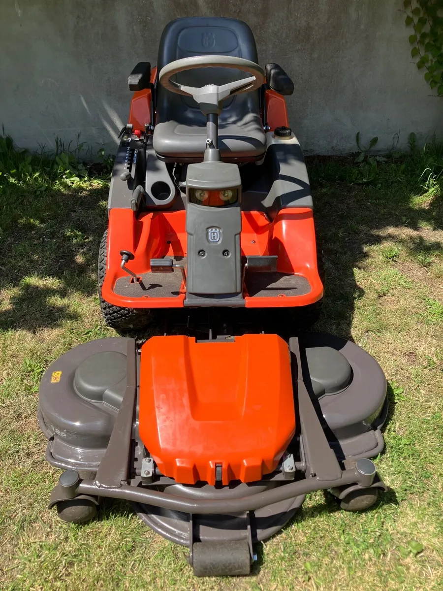 Husqvarna R422Ts AWD ride on mower - Image 1