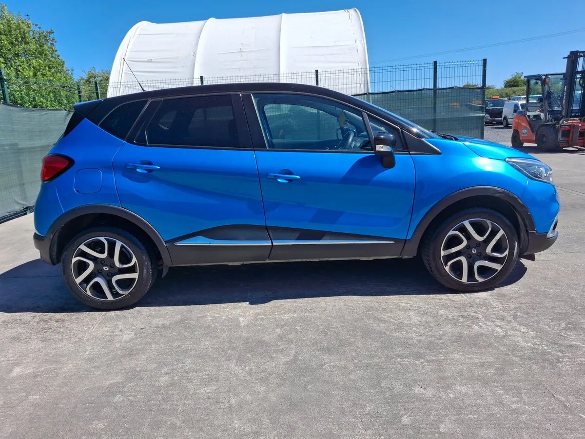 2016 Renault Captur  Intense  1.0 Petrol - Image 4