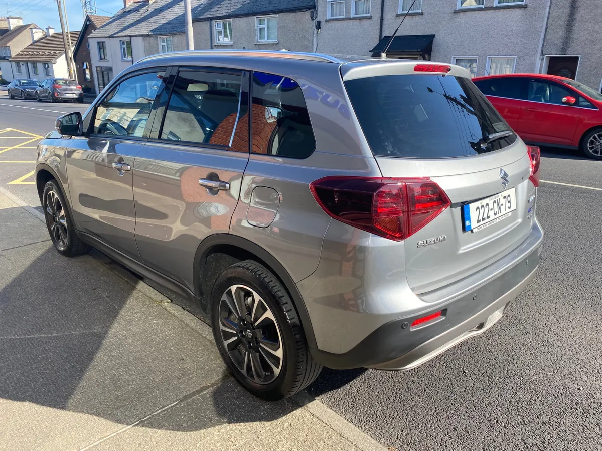 Suzuki Vitara 1.5 Full HYBRID SZ5 ALLGRIP 2022 - Image 4