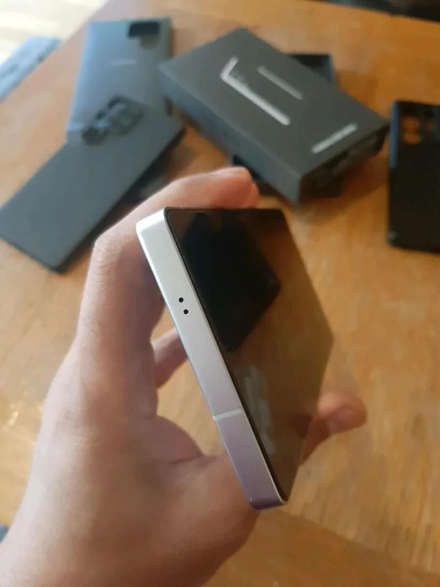 Samsung s25 ultra - Image 1