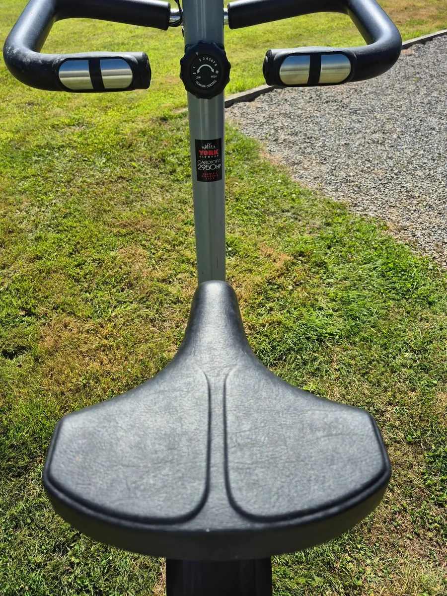 Free Exercise bike - Image 1