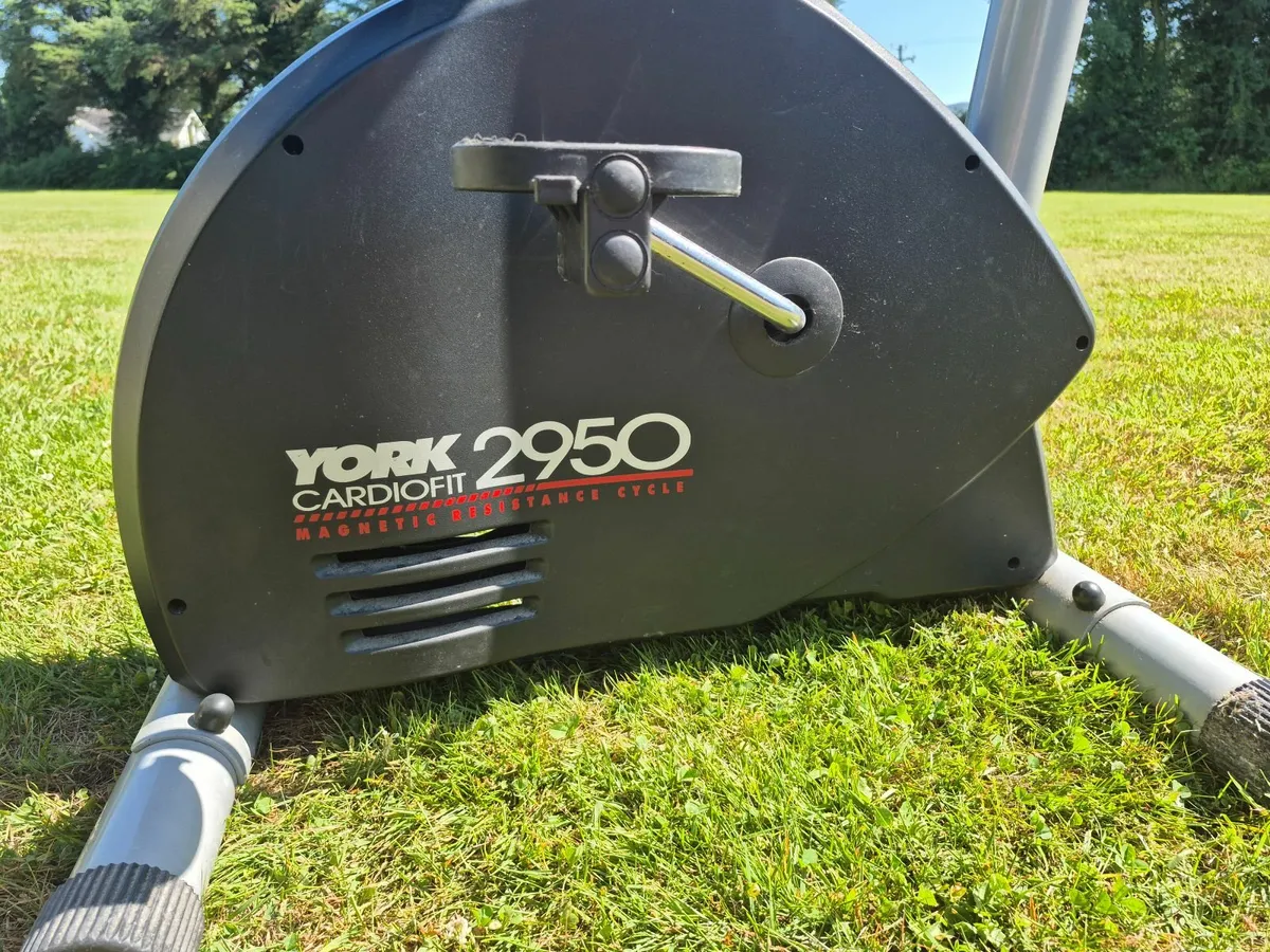 Free Exercise bike - Image 4