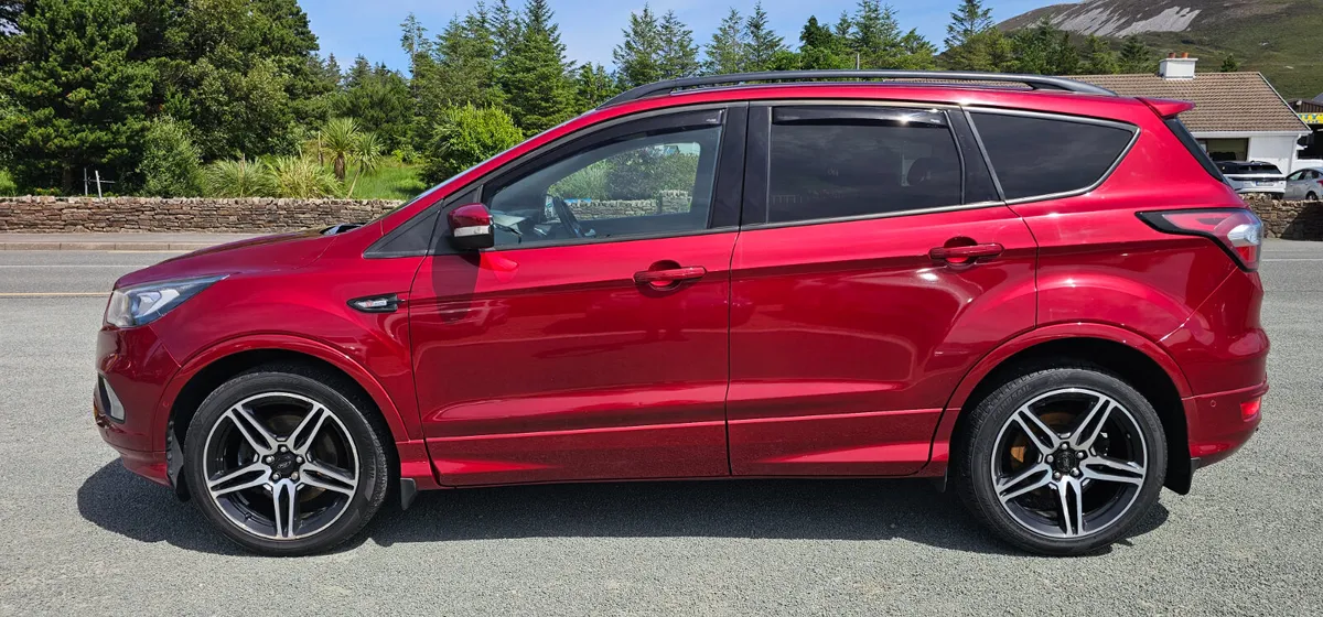 Ford Kuga 1.5TDCi  ST-Line 2018 - Image 3