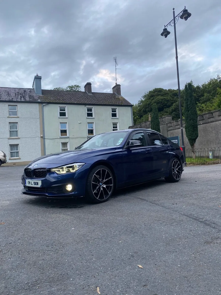 BMW 320d - Image 2
