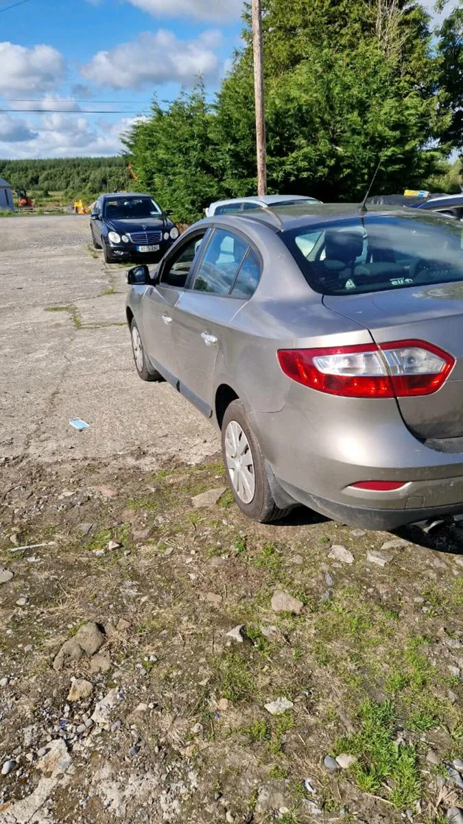 RENAULT FLUENCE - Image 3