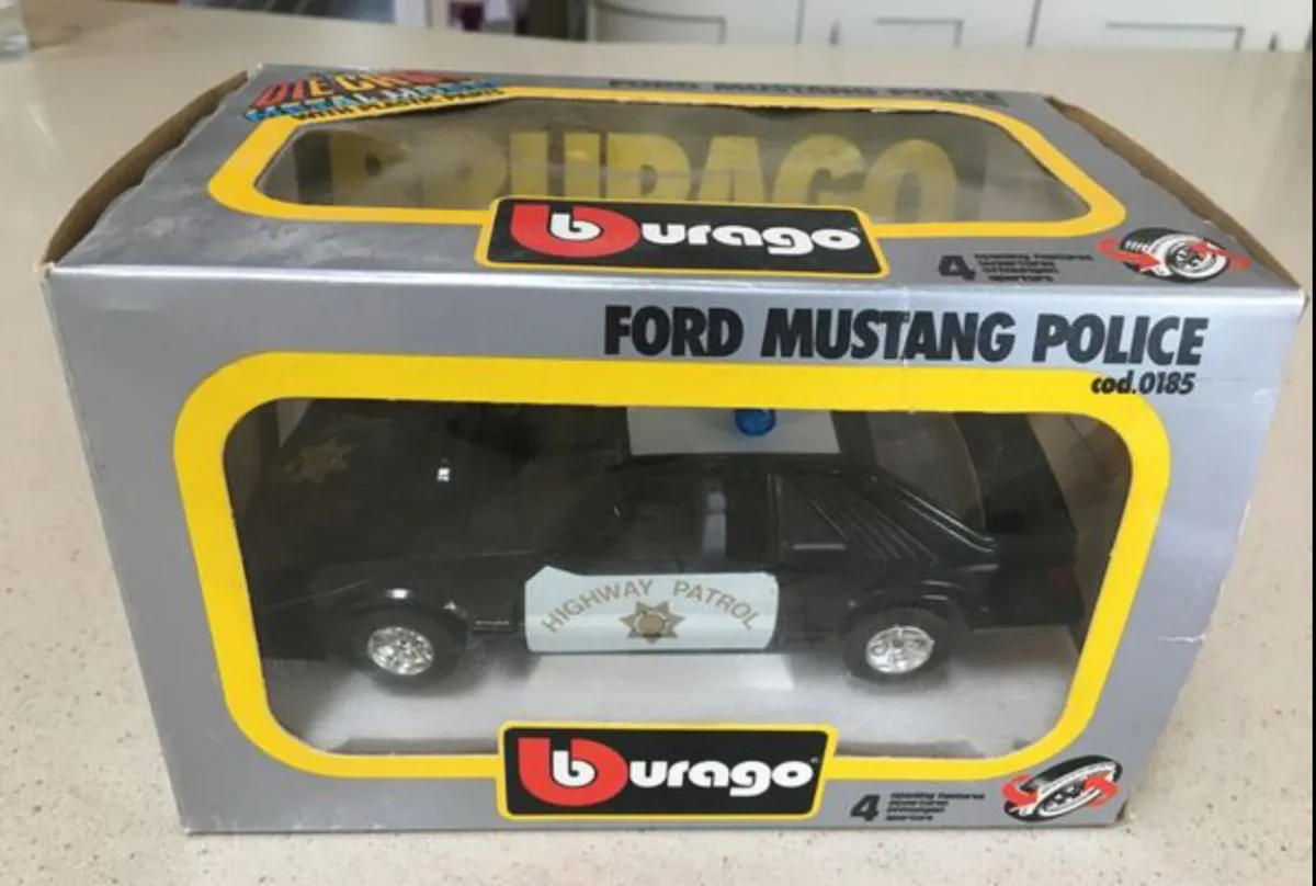 Ford Mustang California Police 1:24 Burago - Image 3