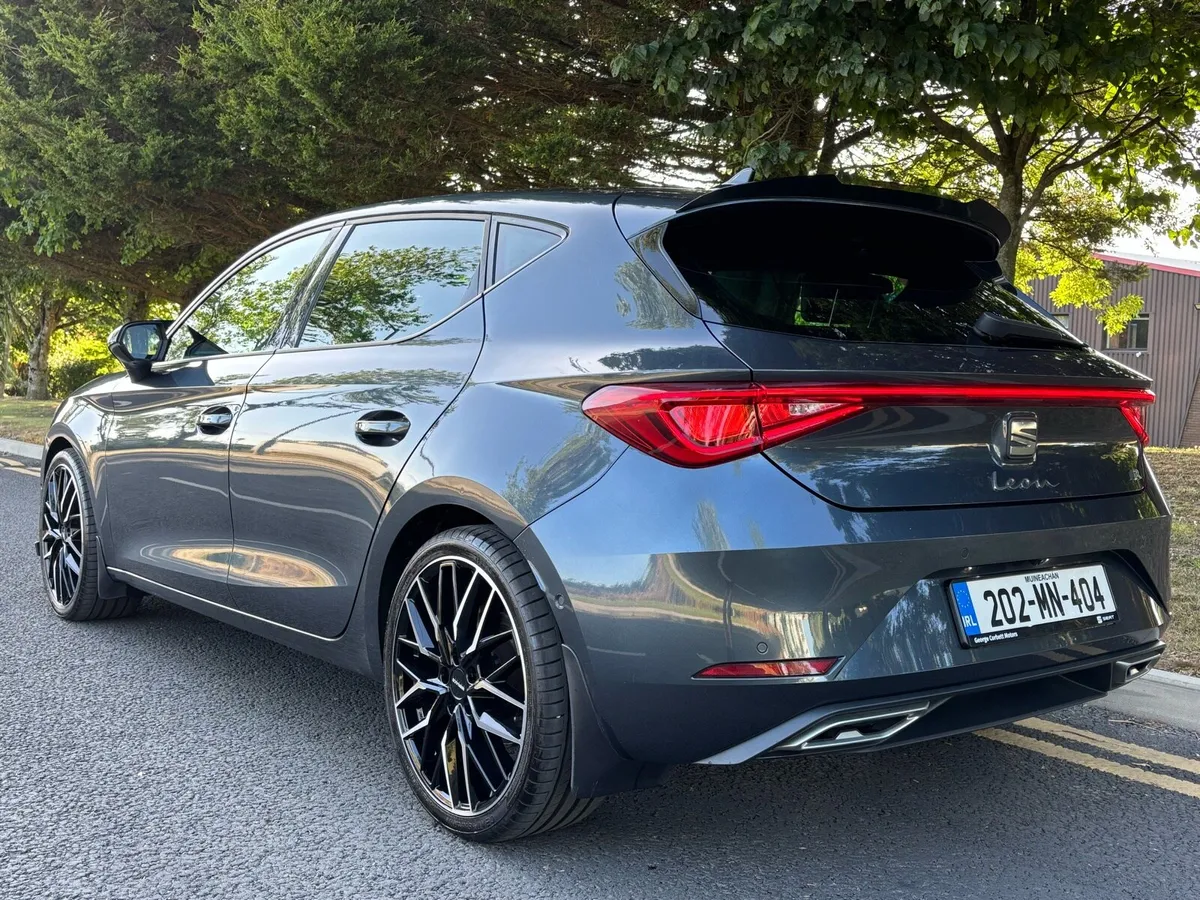 Seat Leon FR  Automatic !! 2.0 Diesel !! MK4 - Image 4