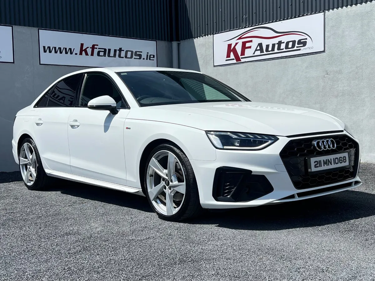 Audi A4 S Line Black Edition 35 2.0TDI 163bhp Auto - Image 3