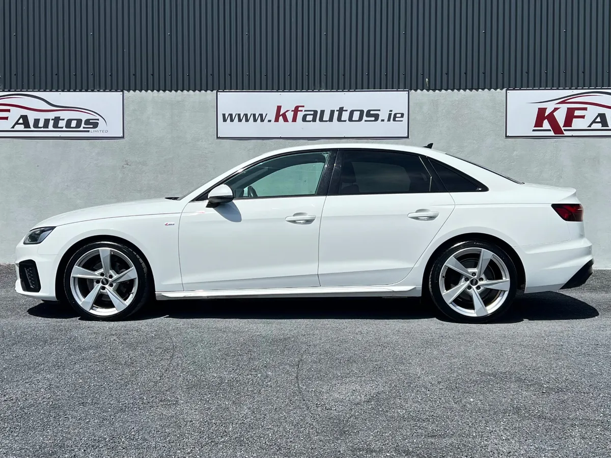 Audi A4 S Line Black Edition 35 2.0TDI 163bhp Auto - Image 4