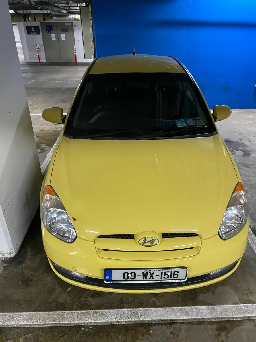 Hyundai Accent 2009 - Image 3