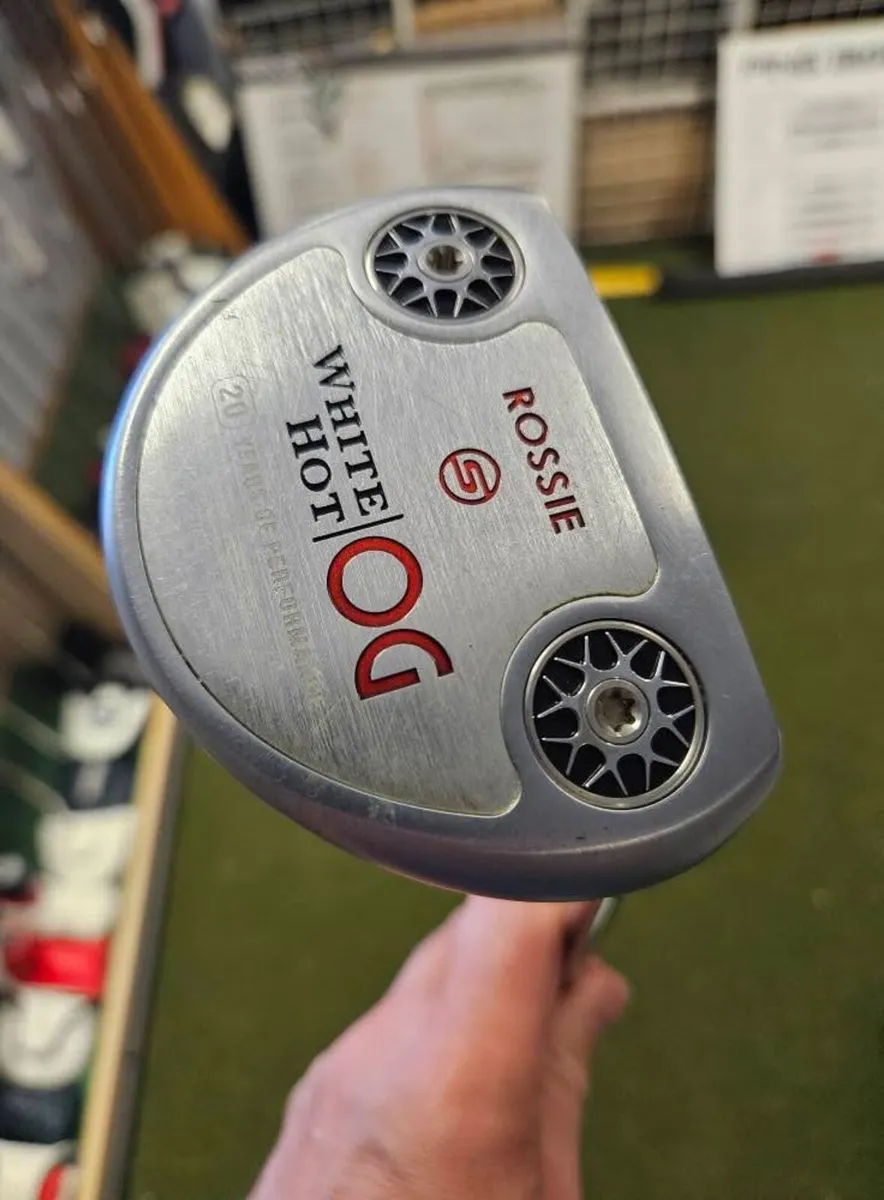 Odyssey White Hot Og Rossie Putter - Image 1