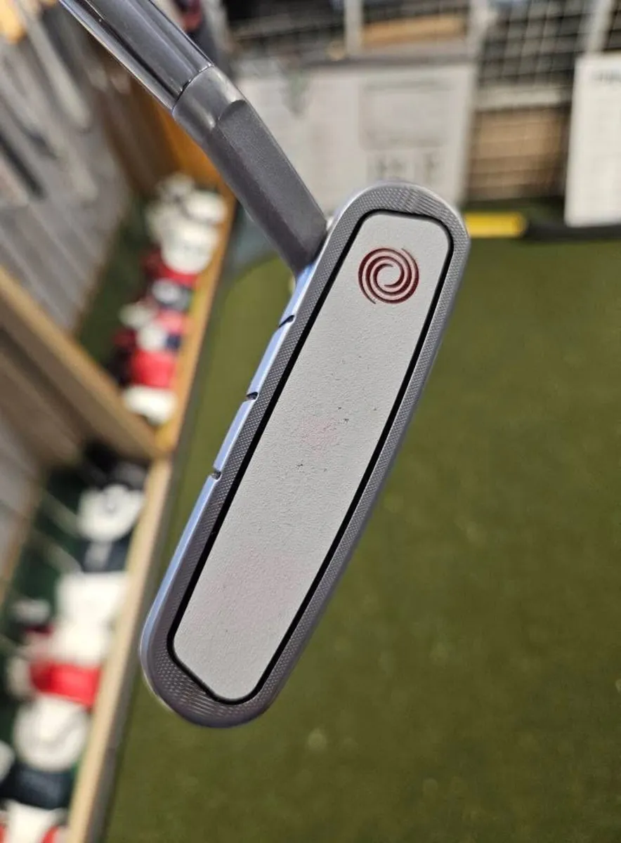 Odyssey White Hot Og Rossie Putter - Image 4
