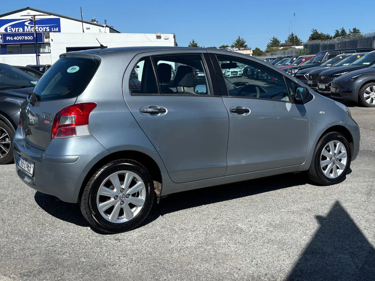 2011 Toyota Yaris 1.0 VVT-I Nct 09/26 - Image 4