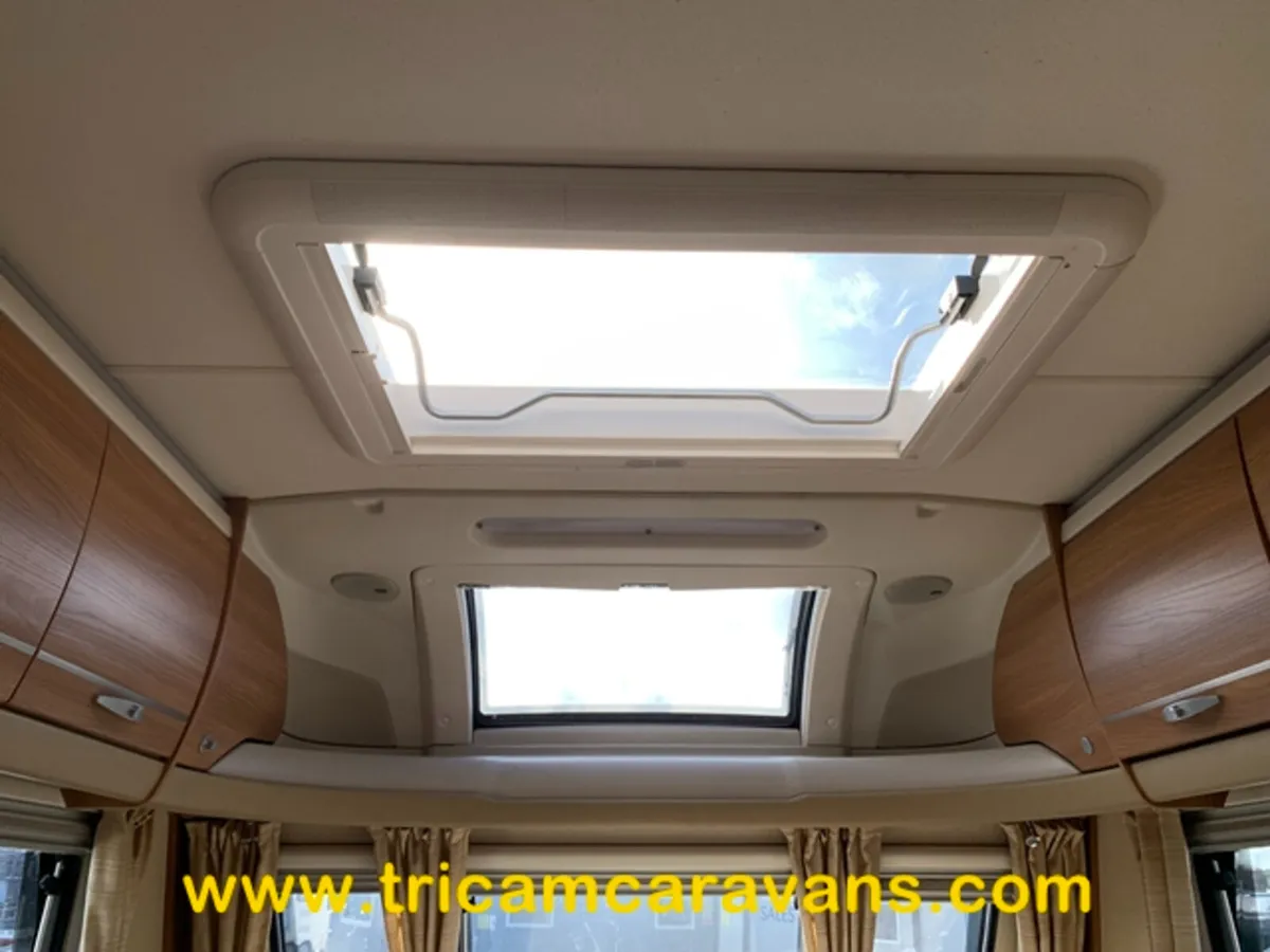 2011 Swift Conqueror 530/4 Top Spec - Image 3