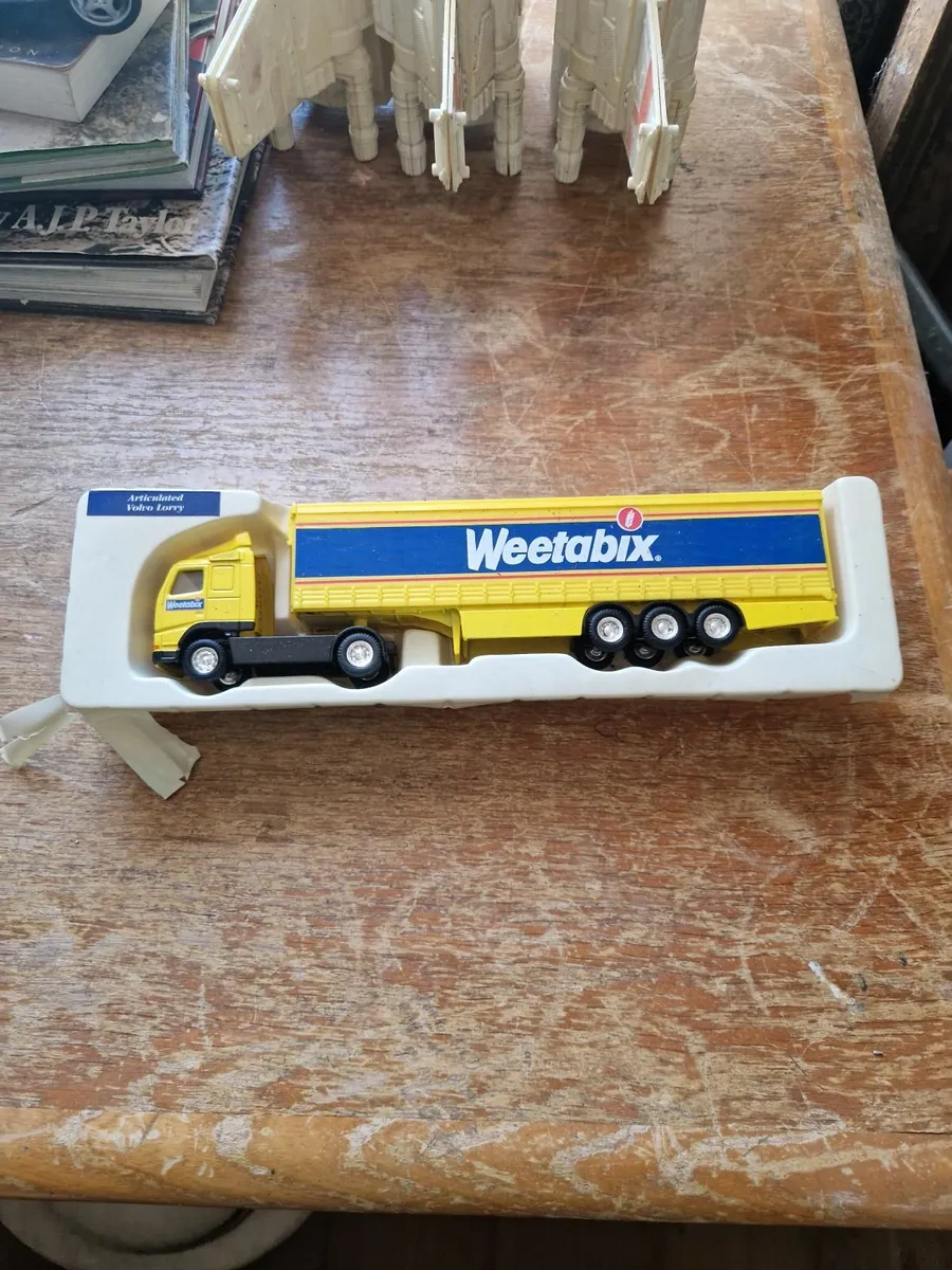 Corgi Weetabix Truck - Image 3