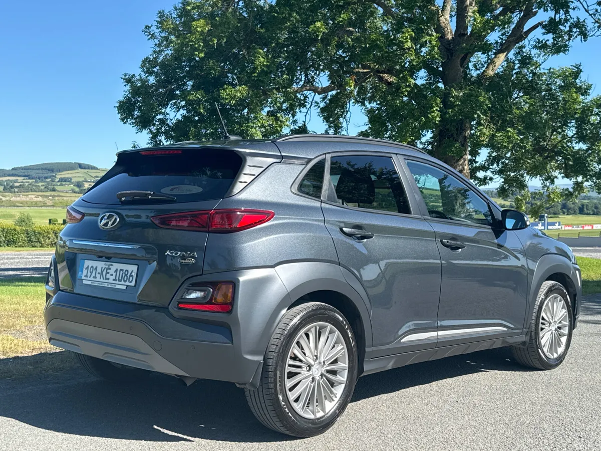 Hyundai KONA 2019 Diesel Executive - Image 4