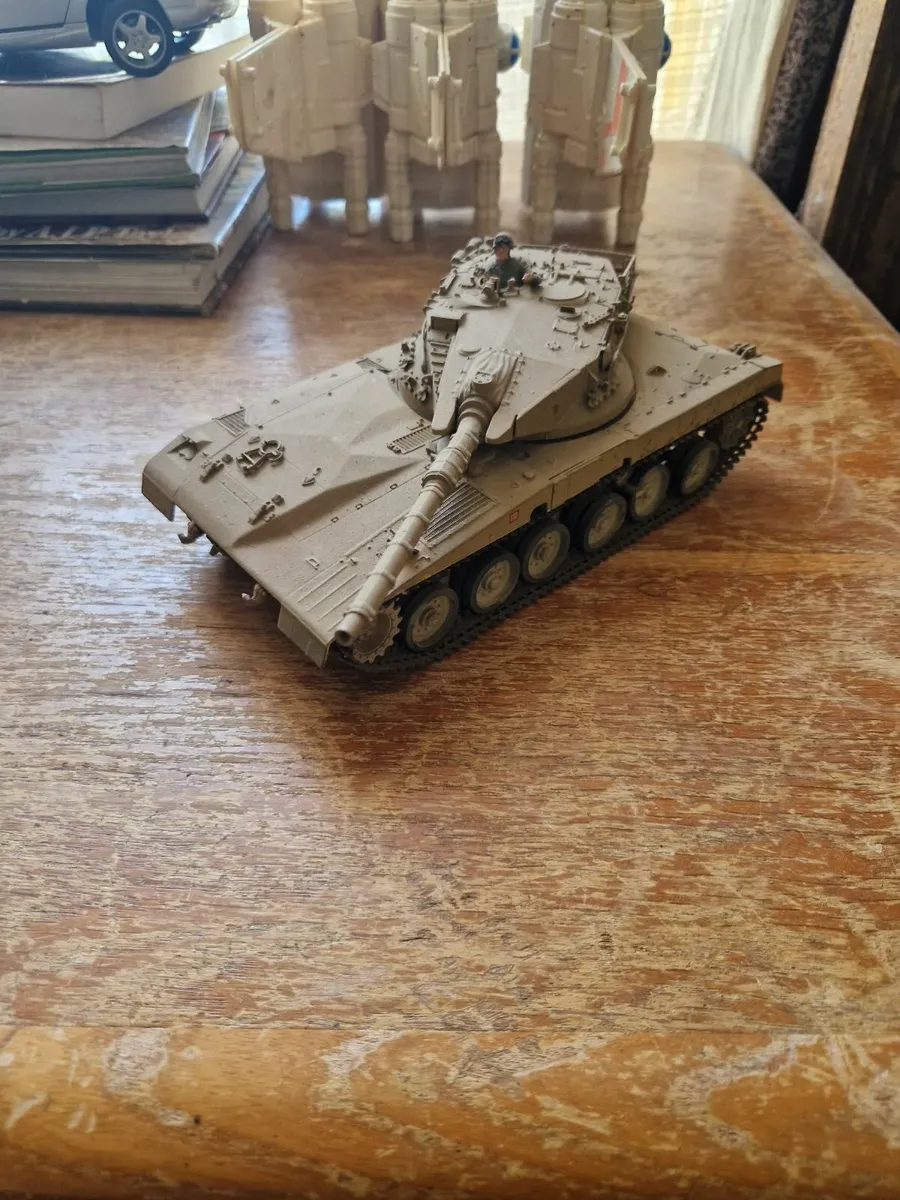 Airfix Tamiya IDF Merkava Tank 1.35 - Image 3