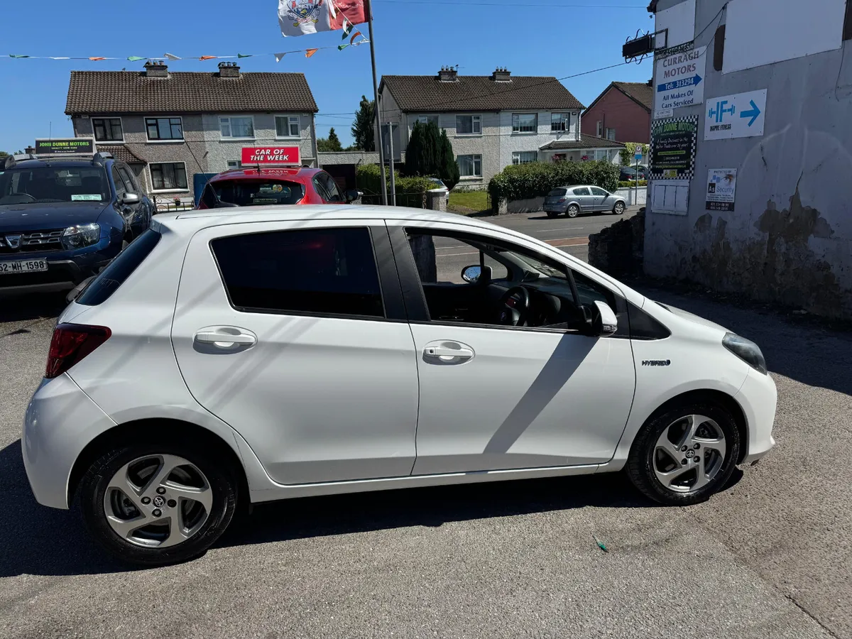 Toyota Yaris Hybrid Automatic - Image 3