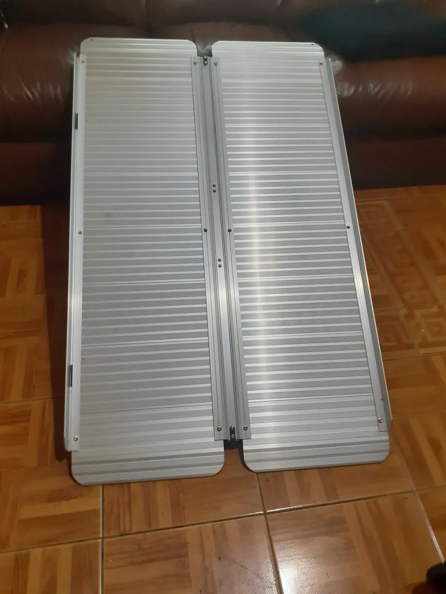 Wheel chair ramp - Image 1