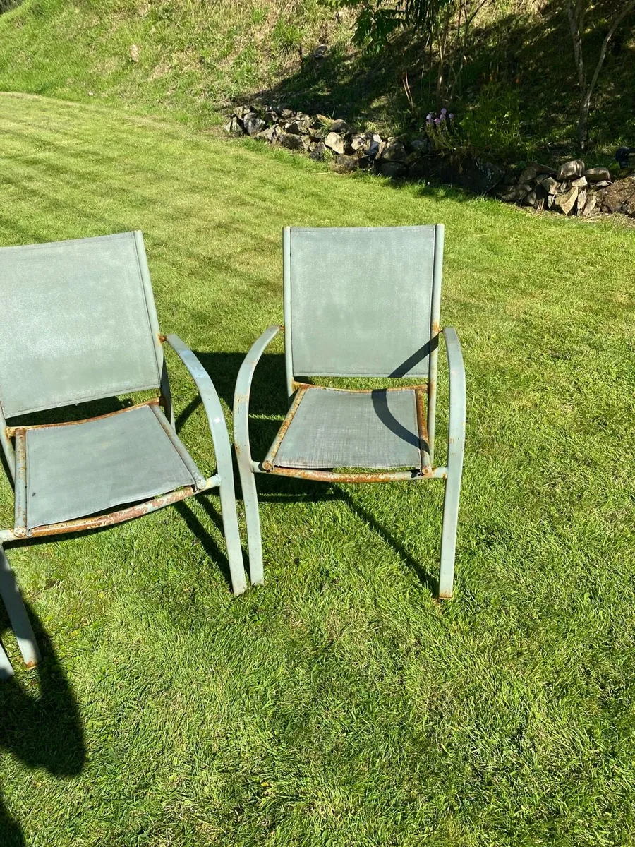 5 garden chairs - Image 3
