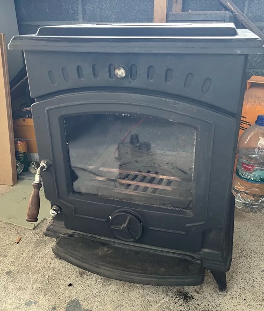 Stanley Oisin Stove with Back Boiler - Image 1