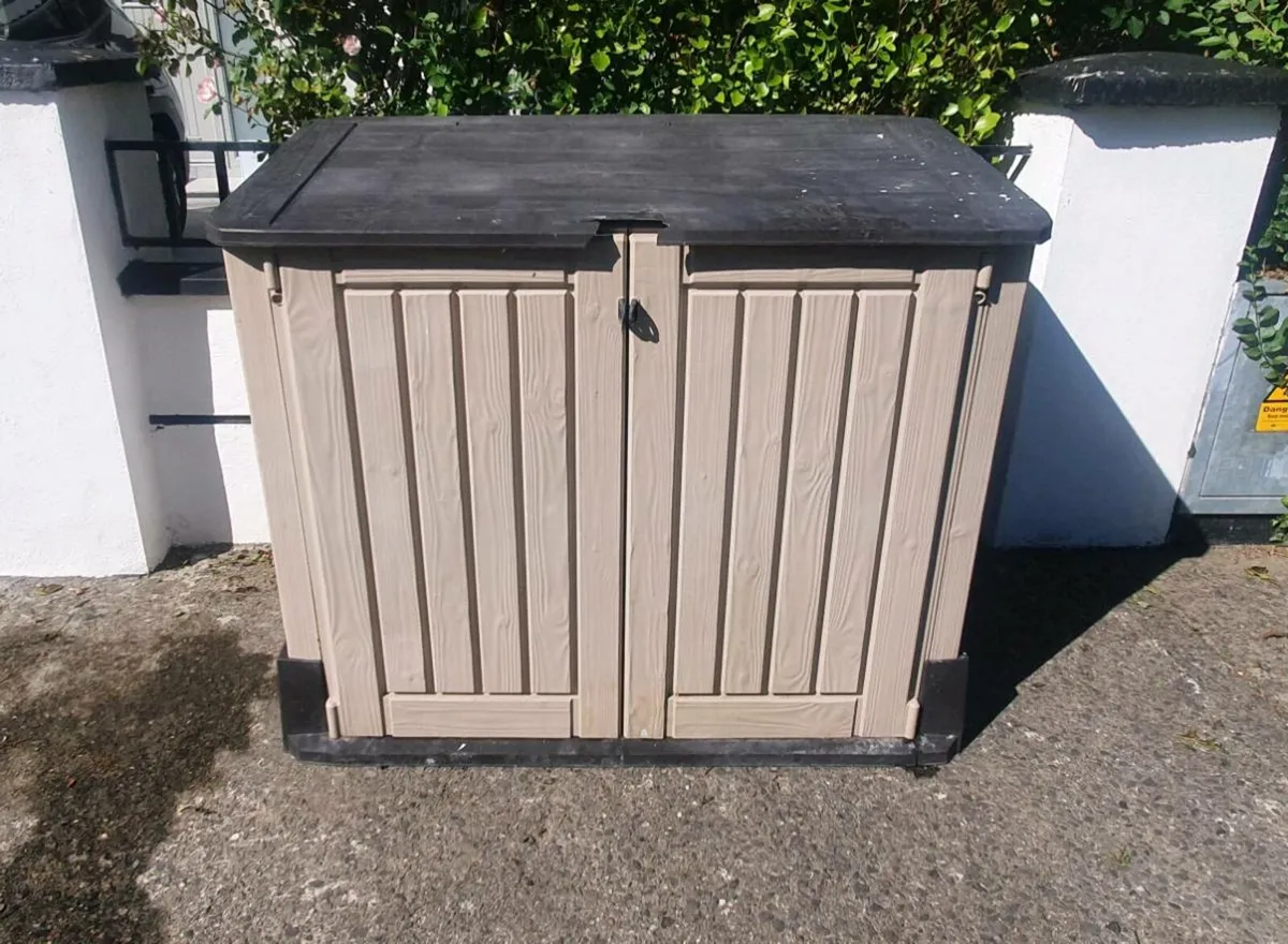 Free Garden Storage Box - Image 1