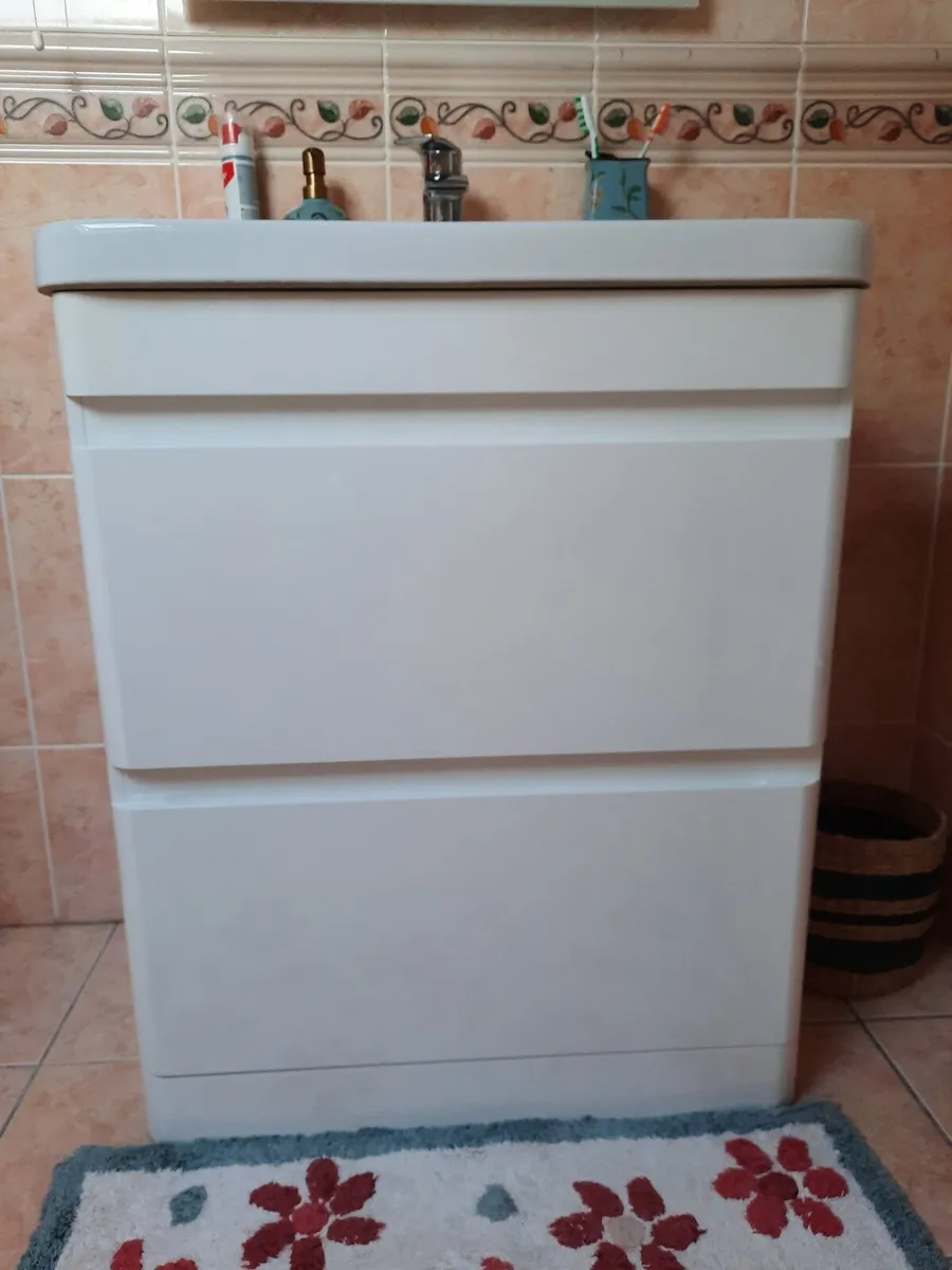 Vanity unit & sink