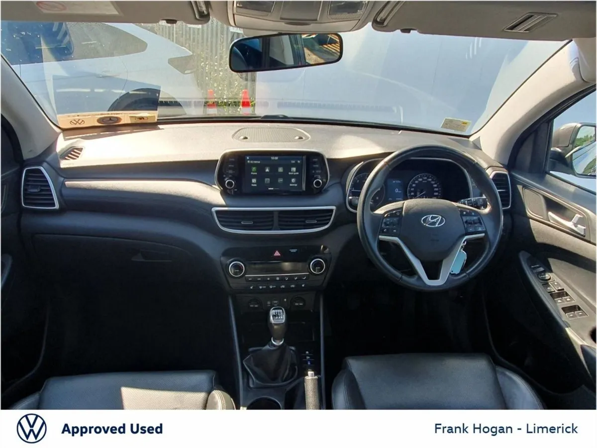 Hyundai Tucson 2WD Executive Leather Seats  call - Image 2