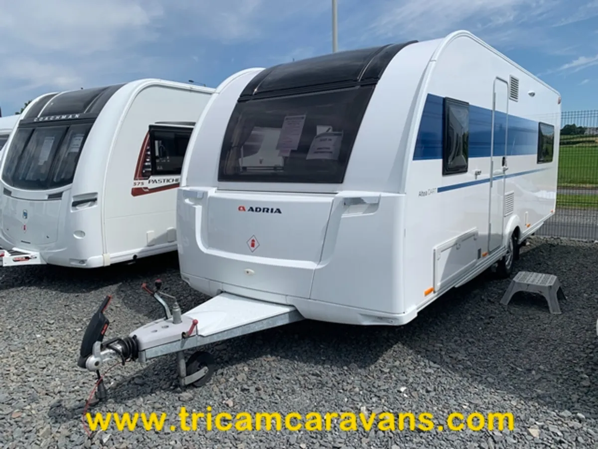 2021 Adria Altea 622DP Dart Island Bed, 1 Owner - Image 1