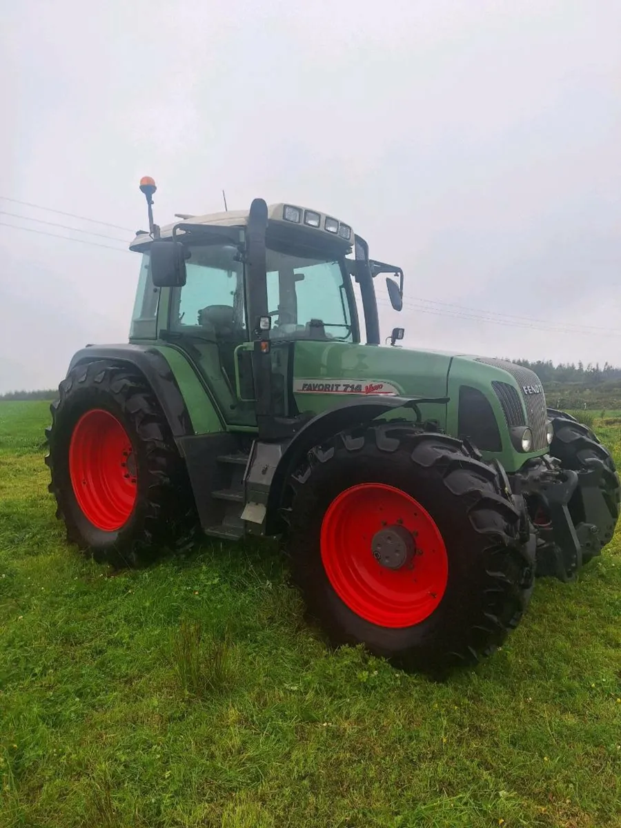 Fendt 714 - Image 1