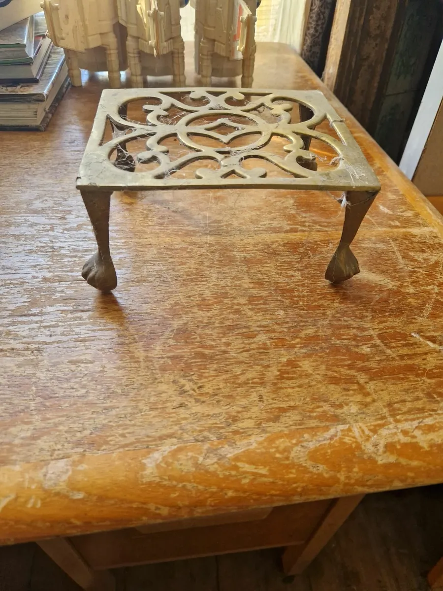 Vintage Brass Stand - Image 3