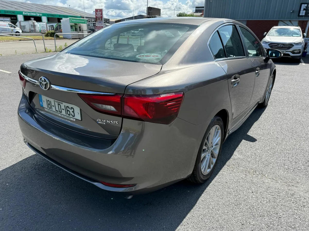 Toyota Avensis 2018 1.6D - Image 3