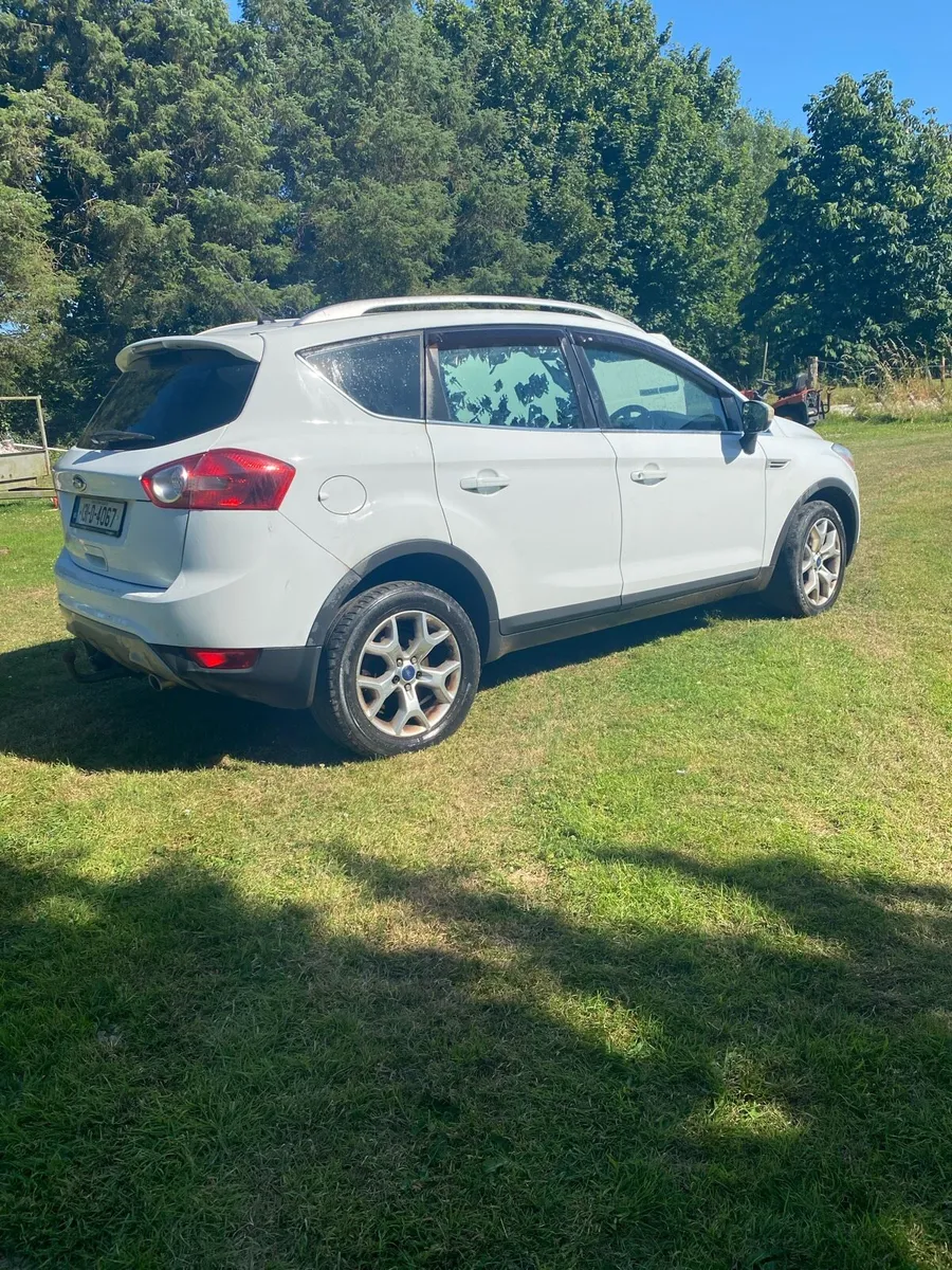 Ford Kuga - Image 3