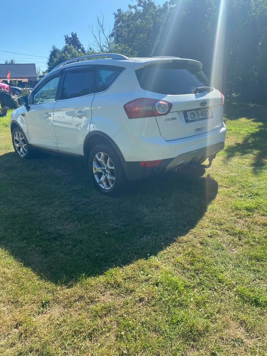Ford Kuga - Image 4